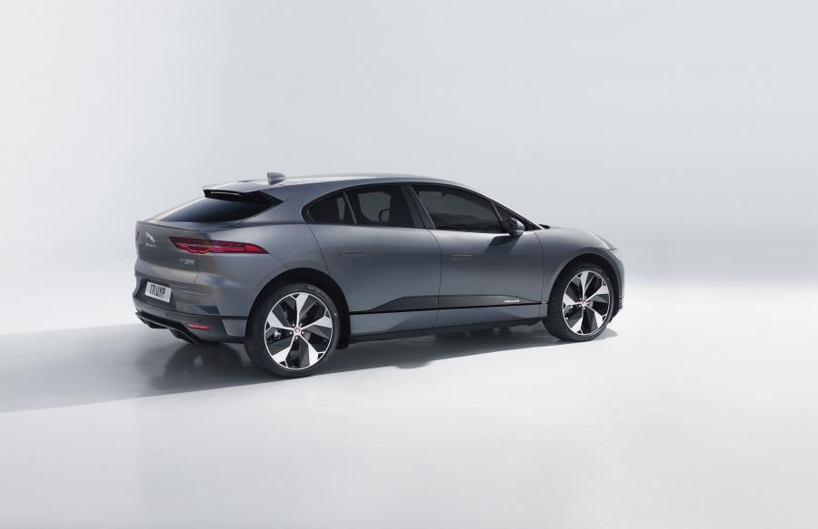 Jaguar I-Pace EV400 AWD HSE 2018 года  (WW) (фото 19 из 114)